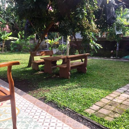 Raditya Homestay Mambat Екстериор снимка