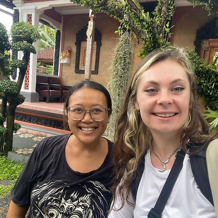 Raditya Homestay Mambat Екстериор снимка