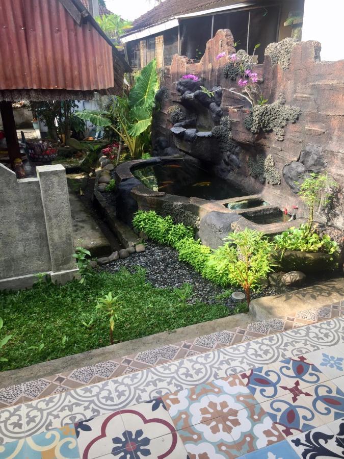 Raditya Homestay Mambat Екстериор снимка