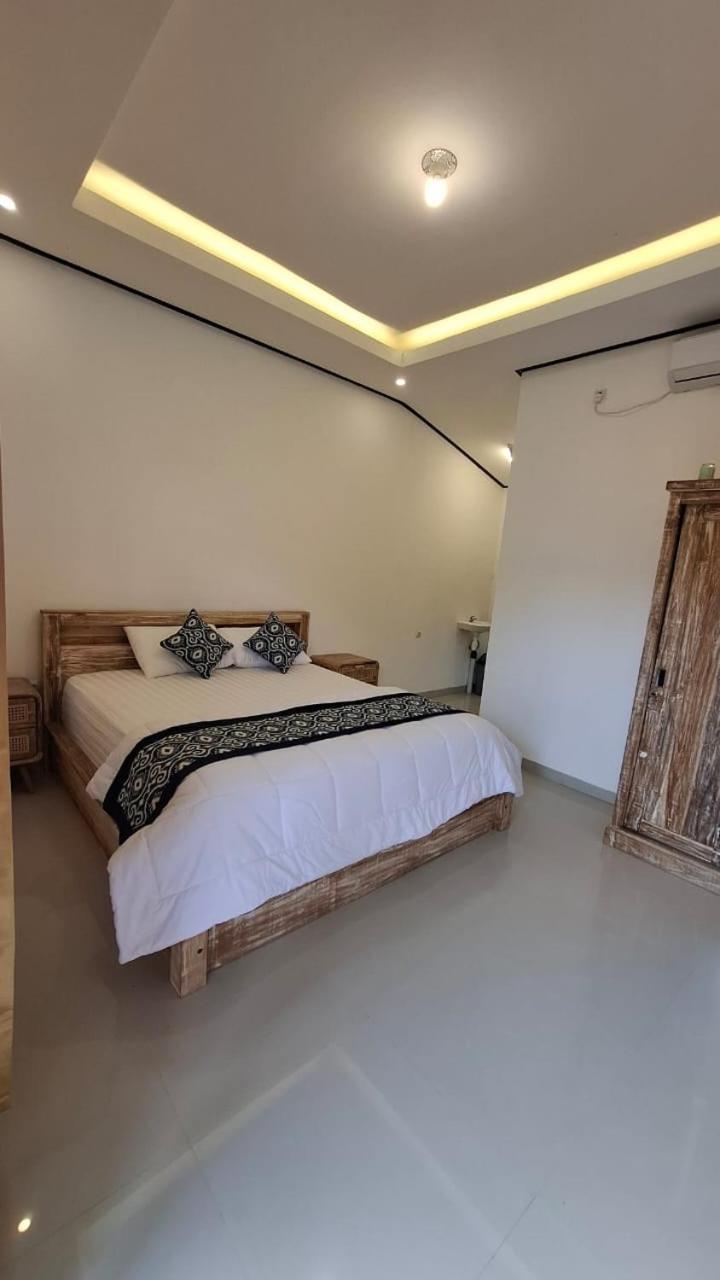 Raditya Homestay Mambat Екстериор снимка